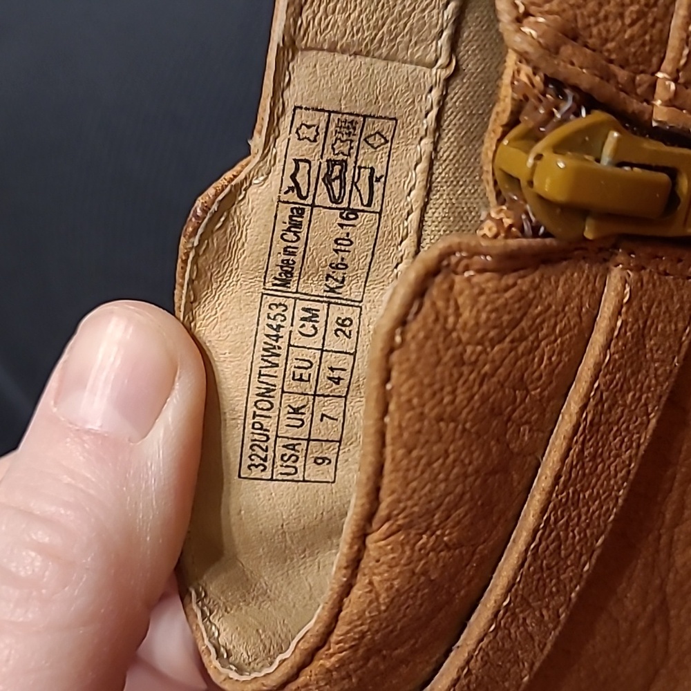 Vionic Camel Booties - image 5